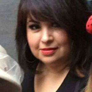 Meet your Posher, Elvia